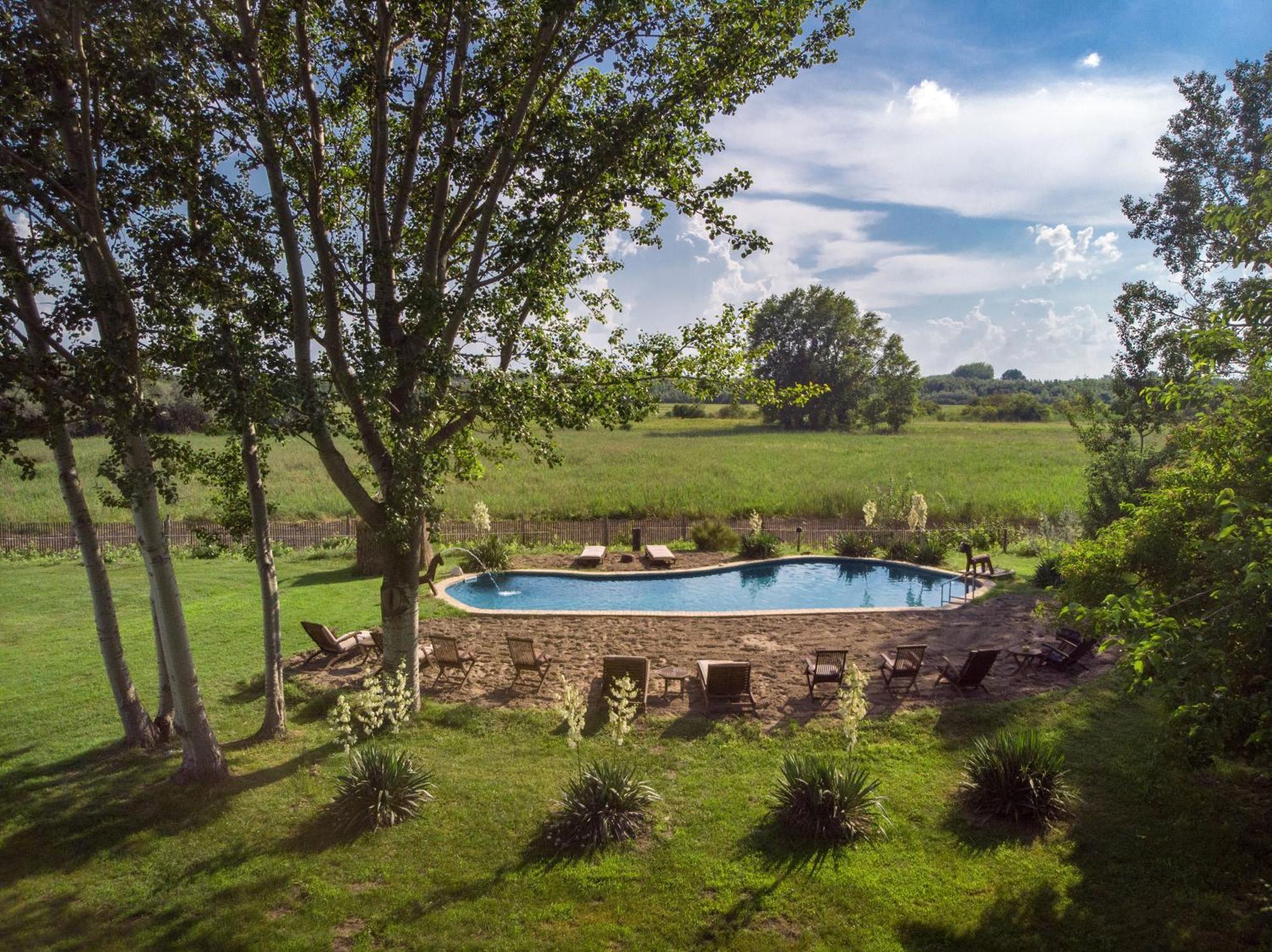 Homoki Lodge Bed & Beyond Glamping (Adults Only) Ruzsa Exterior photo